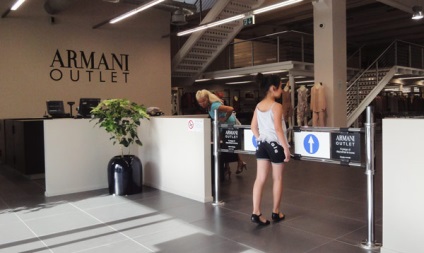 Outlet Armani Milan hogyan jut el, értékelések, árak, kedvezmények