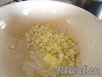 Ragout de pui alb cu legume la domiciliu - pregătim pas cu pas fotografia