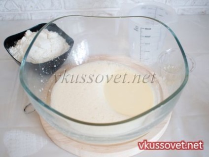 Palacsinta sűrített tejre, lépésről-lépésre recept fotóval