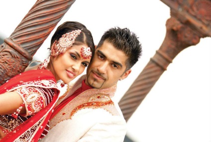 Bájos india - esküvő az indiai mozi stílusában