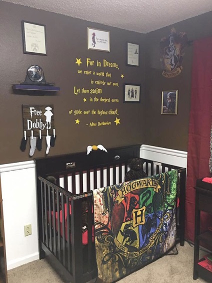 O cameră pentru copii în stilul lui Harry Potter, în special pentru un vrăjitor mic, născut obișnuit