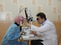 Bun venit la Centrul de ochi pentru microchirurgie Vis-1