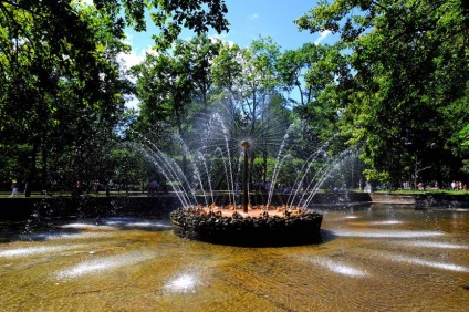 Fântâni din lista Peterhof, descriere, deschidere, fotografie