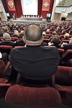 A tábornok nem jelent meg az elbocsátása miatt - a 25-ik számú újságíró (4810)