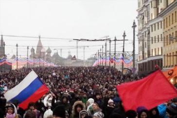 Какви са политическите движения и идеи символизират знамена в митингите