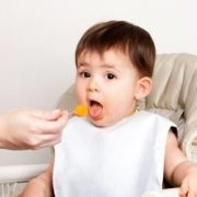 Cum să gătești dovlecei pentru prima hrană a copilului tău