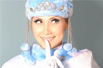 Snow Maiden costum cu modelul propriilor mâini (adult), artizanat de Anul Nou mâini proprii