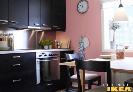 Bucătăriile Ikea sparge stereotipurile - o scală colorată de plastic a bucătăriilor Ikea