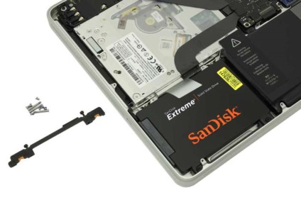 A hdd gyors módosítása az alma macbook pro (macbook) gyors ssd használatára A hdd változása gyorsan az ssd-re az almás macbook pro-re