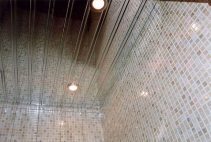 Tipuri de panouri metalice de tavan si caracteristici de design