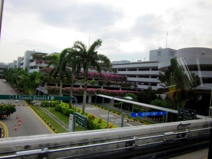 Aeroportul internațional Changi din Singapore