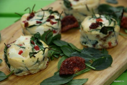 Mini-frittata cu roșii uscate și spanac - toate sare - culinar blog cormoran olga