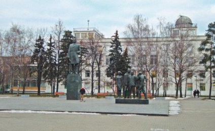 Piața Miusskaya, Moscova