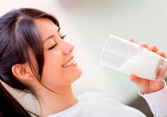Lapte cu apă minerală dintr-o rețetă pentru tuse pentru un remediu minunat