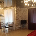 Tavan întins pentru un apartament în Sankt Petersburg, preț ieftin, de la 360 de ruble