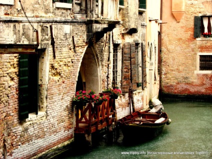 Impresii nedeterminate ale vieții de noapte din Veneția