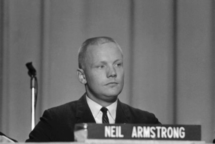 Neil Armstrong - prima persoană de pe Lună