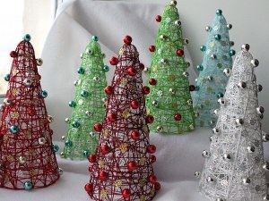 Designer de Anul Nou arbori de Crăciun cu mâinile proprii