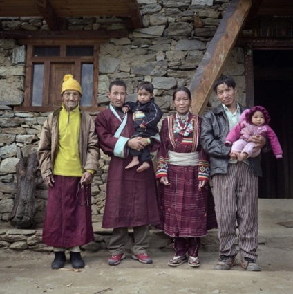 Un soț este bun, dar mai multe sunt mai bune decât tradiția veche a polandriei din Tibet