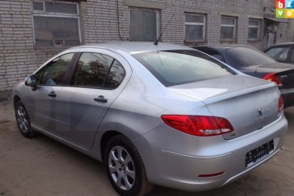 Peugeot 408 2014, benzină, 1600 cub