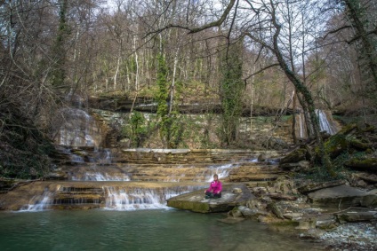 Plesetsk cascade (valea de o sută de cascade)