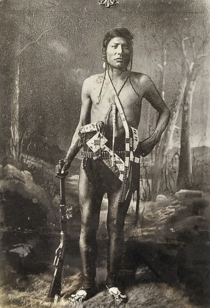 Keresés a szellemek-védőszemélyek - a vadon élő nyugati indiánok a csatában