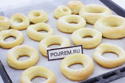 Donuts a sütőben - lépésről lépésre recept a fotó, hogyan kell főzni