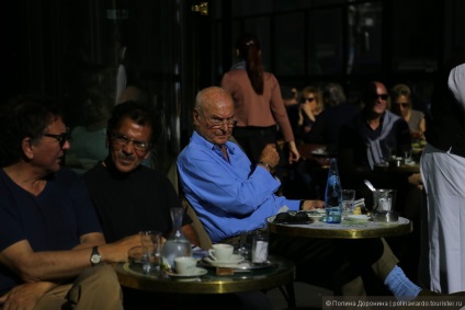 Viselkedési szabályok (étkezés) párizsi kávézókban és éttermekben (2. rész) - polinaviardo turisztikai blog