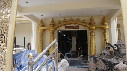 Frumoasa gurudvara - templul Sikhilor din Pattaya