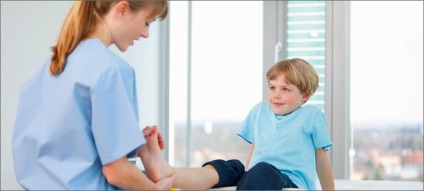 Simptomele picioarelor plate la copiii cu simptome și grad de boală
