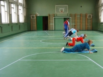 Marcarea terenurilor sportive de la compania de trampoline-sport