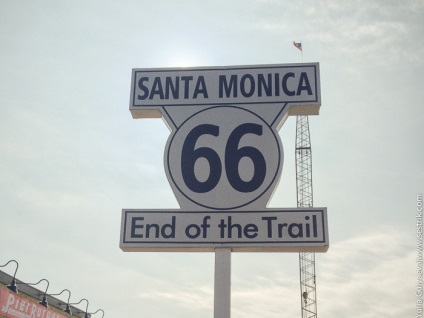 Santa Monica din California