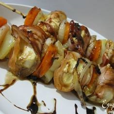 Shish kebab de la pui și curcan