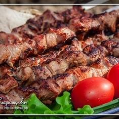 Shish kebab de la pui și curcan