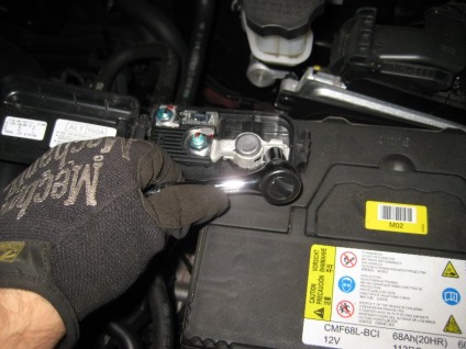 Scoaterea și instalarea bateriei reîncărcabile hyundai ix35