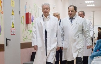 Sobyanin promite Spitalul de copii Morozov să creeze un departament de transplant de măduvă osoasă