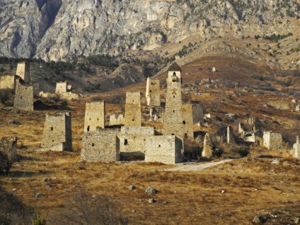 Orașul turnului medieval Aegical