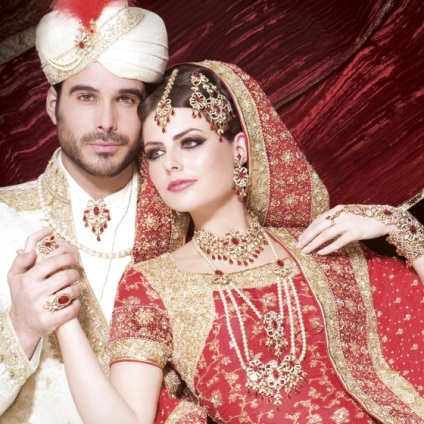 Nunta in stilul cinematografului indian - portal de nunta - corn curbat