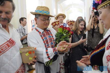 Nunta în tradițiile folclorice din Belarus a fost amenajată pentru cuplul chinez din Vitebsk