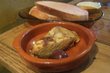 Ghid Tapas cuprinzător despre gustări spaniole, călătorie ieftină - este ușor