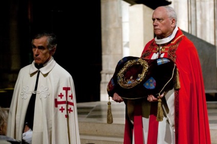 Coroana de spini ai lui Hristos (Franța), altare