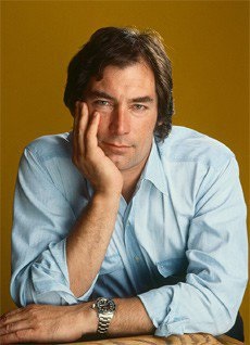 Timothy Dalton este un gentleman al eșecului