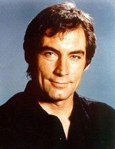 Timothy Dalton este un gentleman al eșecului