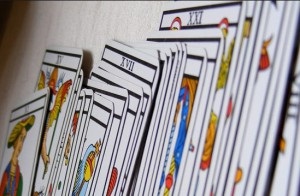 Ghicitul exact pe carduri de tarot pentru zilele următoare și valoarea hărților