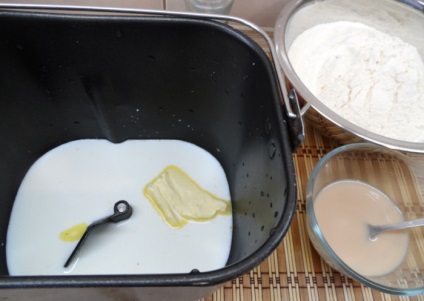 Ghivece subțire franceză în cuptor - cum să coaceți o baghetă franceză acasă, pas cu pas