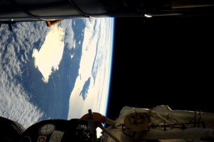 Imagini uimitoare ale pământului din spațiu