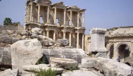 Artemis-templom építése és történelmi tények (fotó)