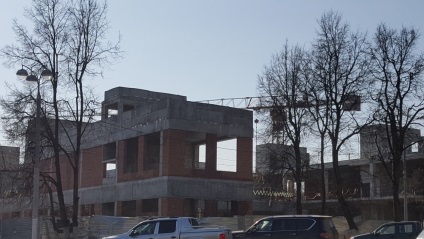 11 din Regulament atunci când alege un antreprenor de construcții