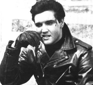 8 ianuarie 1935 sa nascut prestigios Elvis (elvis presley)