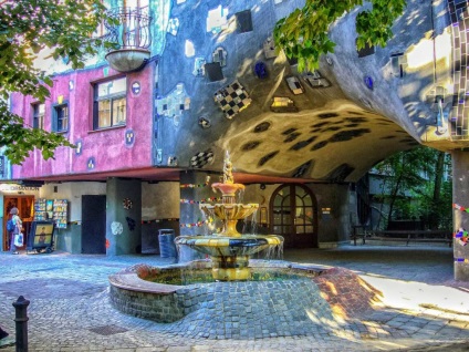 Casa de arhitectură Hundertwasserhaus și istoria sa